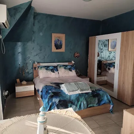 Juli * Лозенец