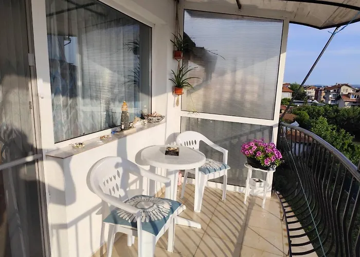 Juli Апартаменты *